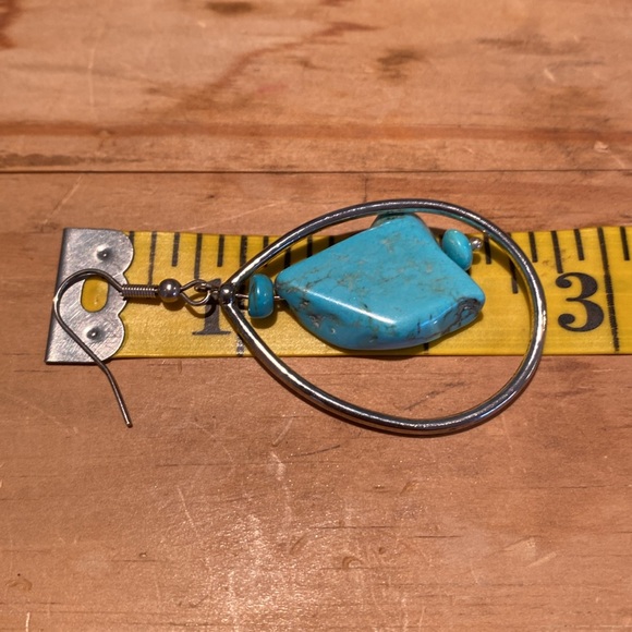 🎉 ARTISAN MADE GENUINE TURQUOISE AND SILVER EARRINGS ‼️ - Picture 4 of 6